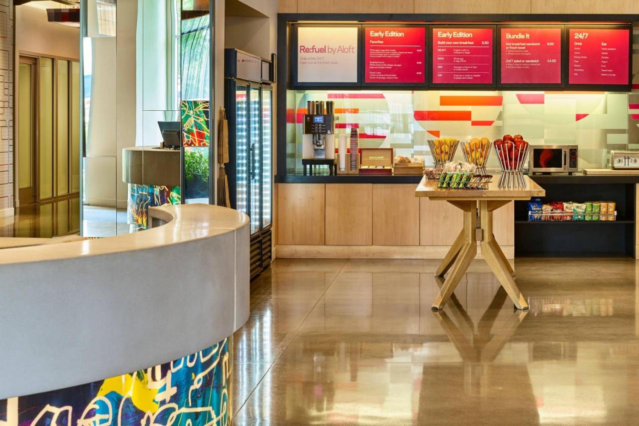 Aloft Houston By The Galleria Екстериор снимка
